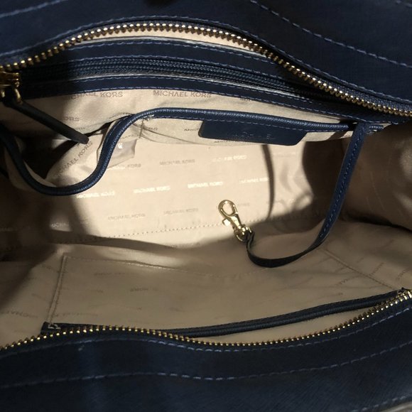 Michael Kors Quinn Navy Satchel Leather Shoulder Handbag - Picture 8 of 10